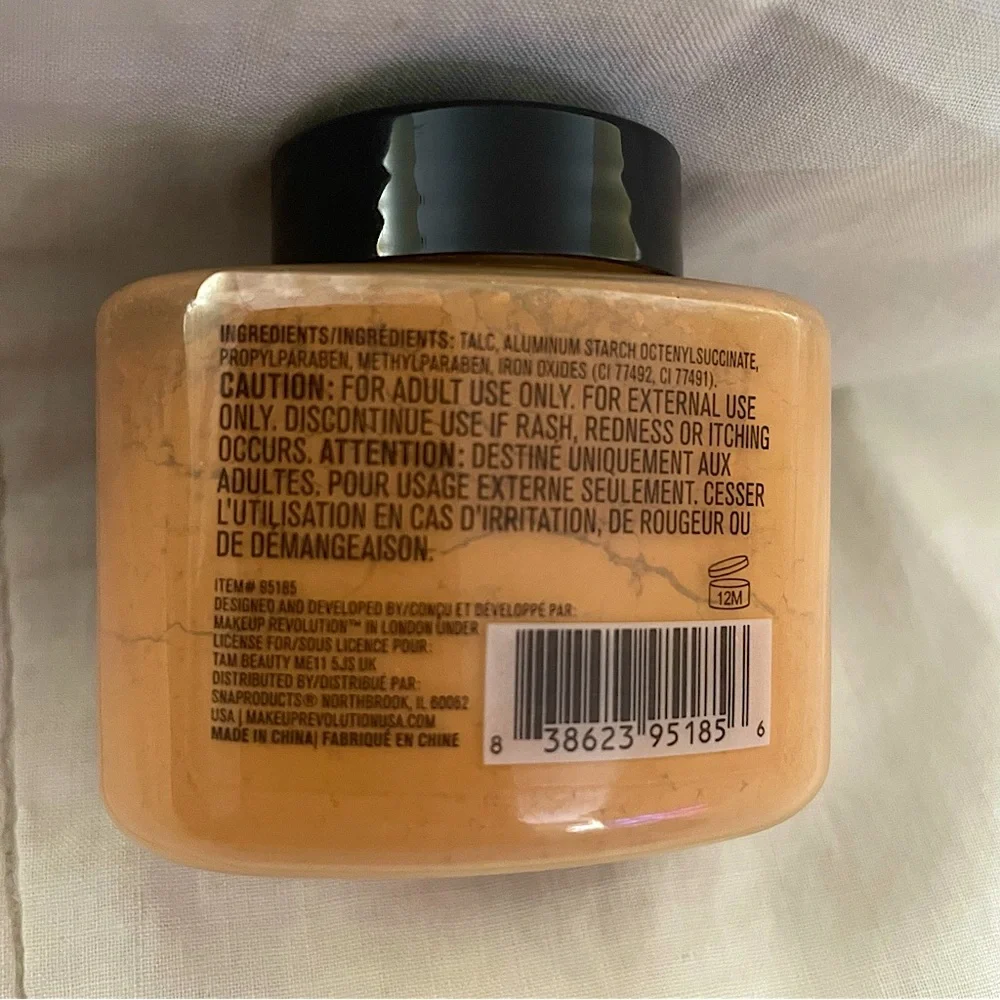 Revolution Luxury Baking Powder